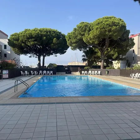 Apartment Renove Hyper Equipe Avec Acces Direct Au Port Rive Gauche Gruissan